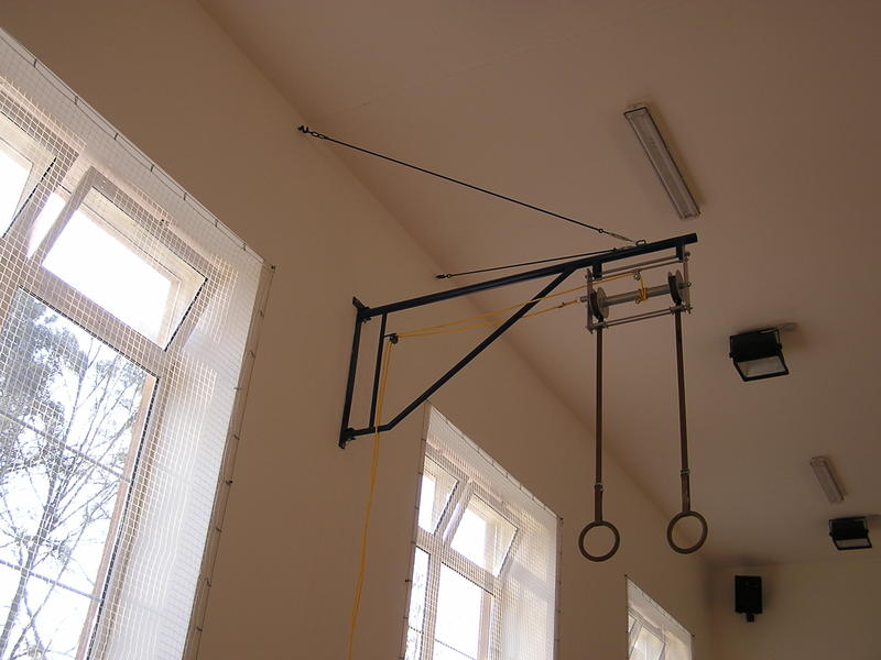 Konstrukce pro kruhy s táhly pevná