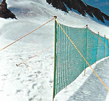 Síťový plot pro zachycení sněhu